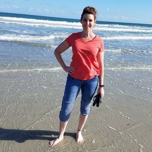 Meet your Posher, Lisa